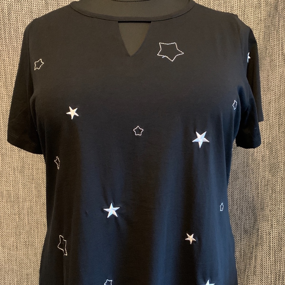 Sunday Black Top with White Embroidered Stars Size 2X